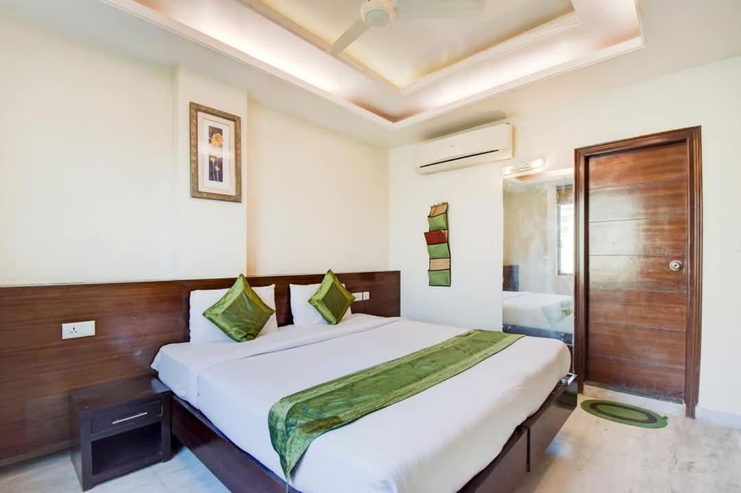 Hotel Sky Heights Jaipur Habitación foto